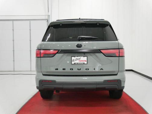 2024 Toyota Sequoia SR5