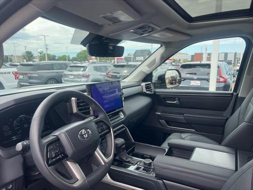 2024 Toyota Sequoia SR5