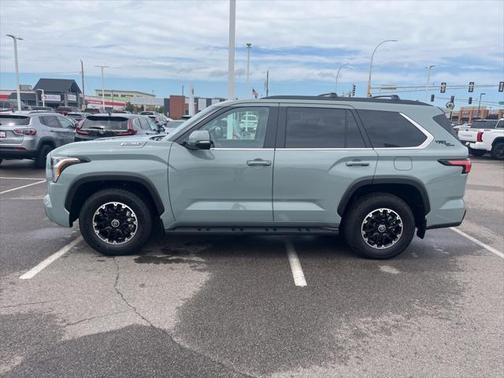 2024 Toyota Sequoia SR5