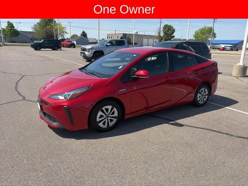 Supersonic Red 2022 Toyota Prius LE