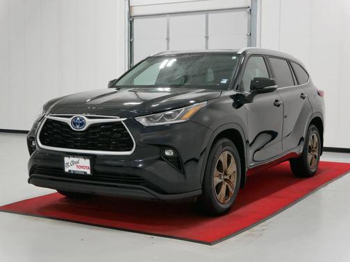 2023 Toyota Highlander Hybrid XLE