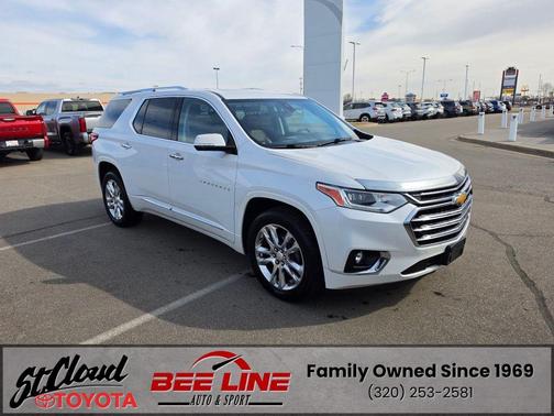 Iridescent Pearl Tricoat 2019 Chevrolet Traverse High Country