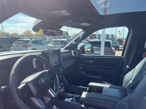 2025 Toyota Sequoia Platinum