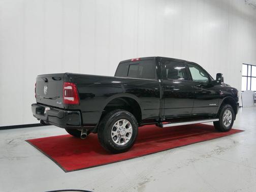 2024 RAM 3500 Laramie Crew Cab 4x4 6'4' Box