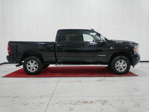 2024 RAM 3500 Laramie Crew Cab 4x4 6'4' Box