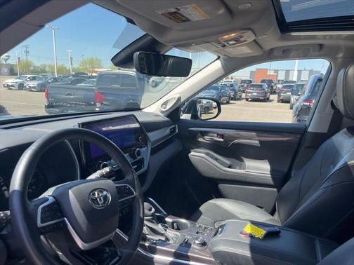 2023 Toyota Highlander Limited