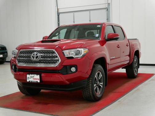 2017 Toyota Tacoma TRD Sport
