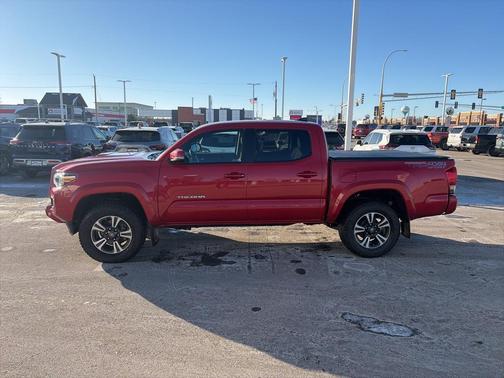 2017 Toyota Tacoma TRD Sport