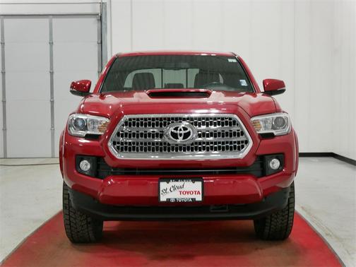 2017 Toyota Tacoma TRD Sport