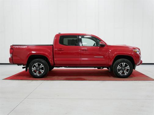 2017 Toyota Tacoma TRD Sport