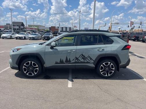 2020 Toyota RAV4 Adventure