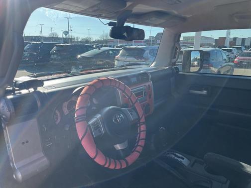 2014 Toyota FJ Cruiser Base