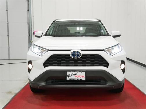 2021 Toyota RAV4 Hybrid XLE
