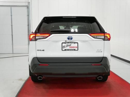 2021 Toyota RAV4 Hybrid XLE