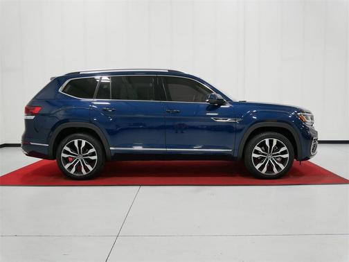2022 Volkswagen Atlas 3.6L SEL Premium