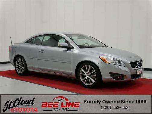 2011 Volvo C70 T5