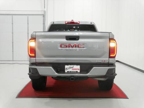 2023 GMC Canyon Base