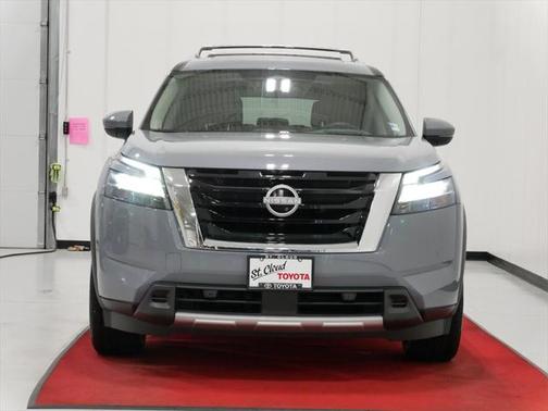 2024 Nissan Pathfinder Platinum 4WD