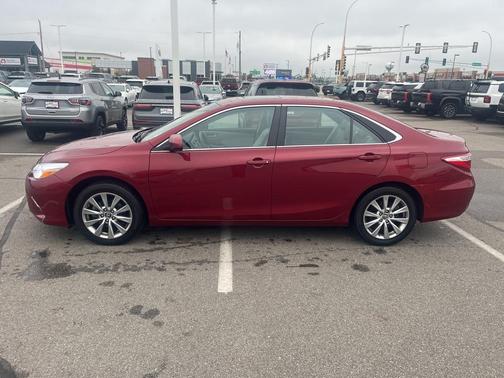 2017 Toyota Camry XLE