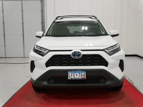 Ice 2024 Toyota RAV4 Hybrid XLE