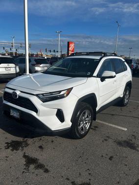 Ice 2024 Toyota RAV4 Hybrid XLE