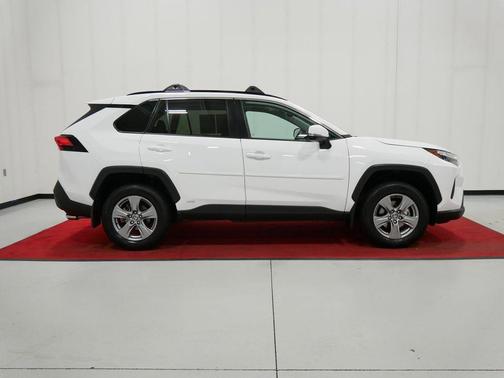 Ice 2024 Toyota RAV4 Hybrid XLE