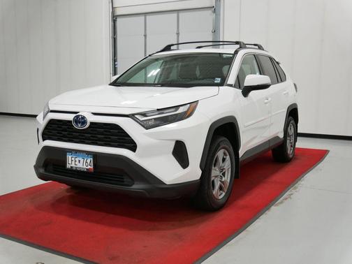 Ice 2024 Toyota RAV4 Hybrid XLE