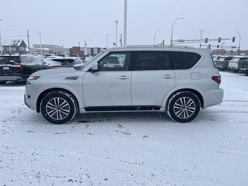 2024 Nissan Armada SL 4WD
