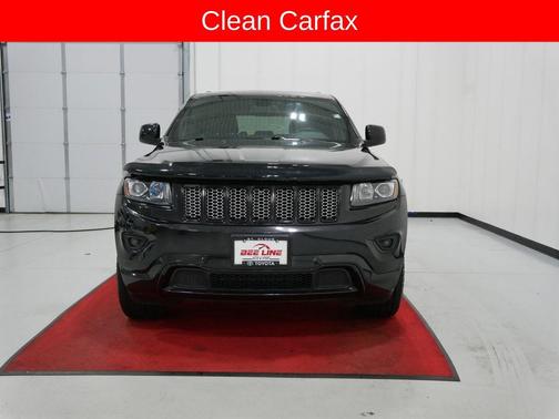Brilliant Black Crystal Pearlcoat 2015 Jeep Grand Cherokee Altitude