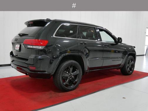 Brilliant Black Crystal Pearlcoat 2015 Jeep Grand Cherokee Altitude
