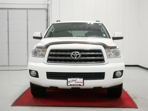 2017 Toyota Sequoia SR5