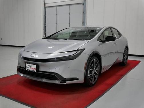 2025 Toyota Prius XLE