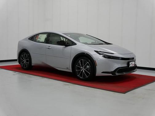 2025 Toyota Prius XLE