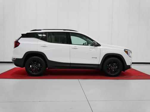 2024 GMC Terrain AWD AT4