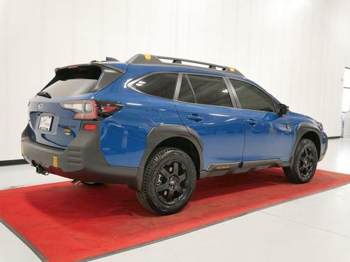 Geyser Blue 2025 Subaru Outback Wilderness
