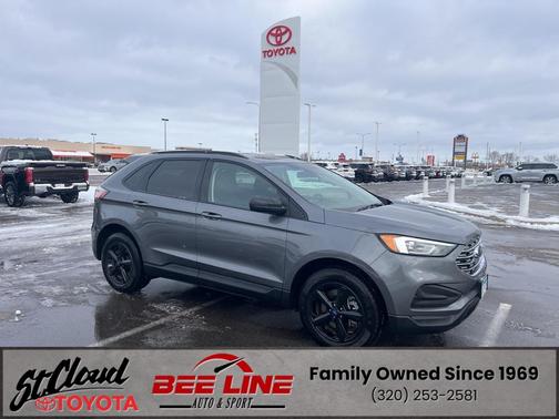 2022 Ford Edge SE