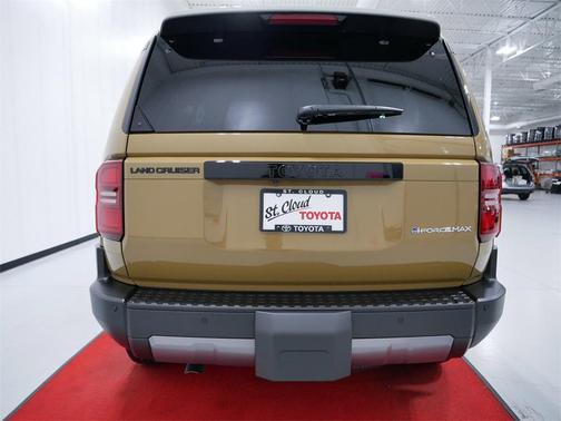 2025 Toyota Land Cruiser Base