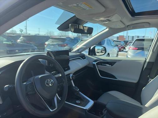 2025 Toyota RAV4 Limited