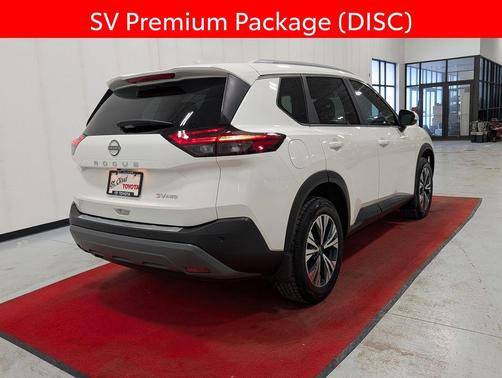 Pearl White Tricoat 2023 Nissan Rogue SV