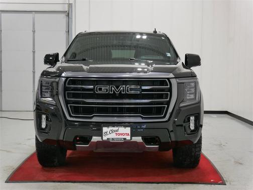 2023 GMC Yukon 4WD AT4