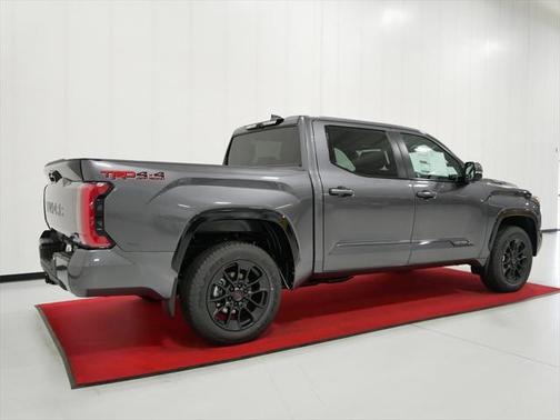 2025 Toyota Tundra Hybrid Platinum