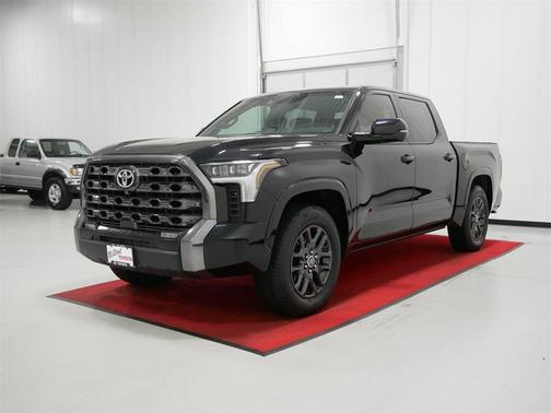 2022 Toyota Tundra Platinum