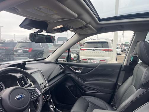 2023 Subaru Forester Touring