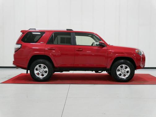 2020 Toyota 4Runner SR5