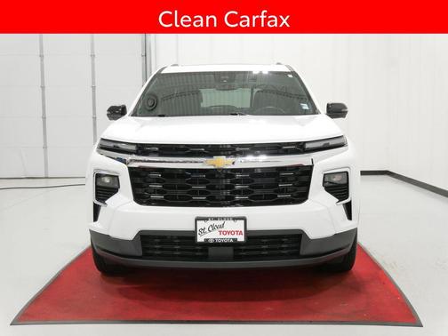 Summit White 2025 Chevrolet Traverse LT