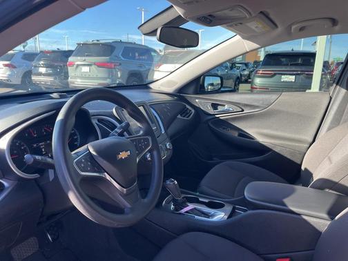 2018 Chevrolet Malibu 1LS