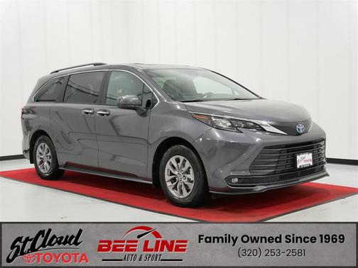 2025 Toyota Sienna XLE 7 Passenger