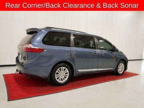 Shoreline Mist 2017 Toyota Sienna XLE Premium