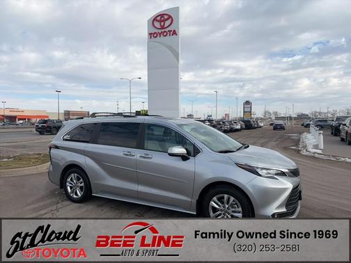 2025 Toyota Sienna XLE