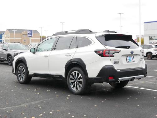 2025 Toyota Tundra Hybrid Platinum